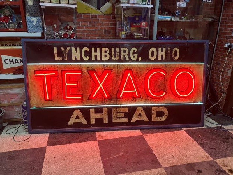 1937 Texaco neon tin sign