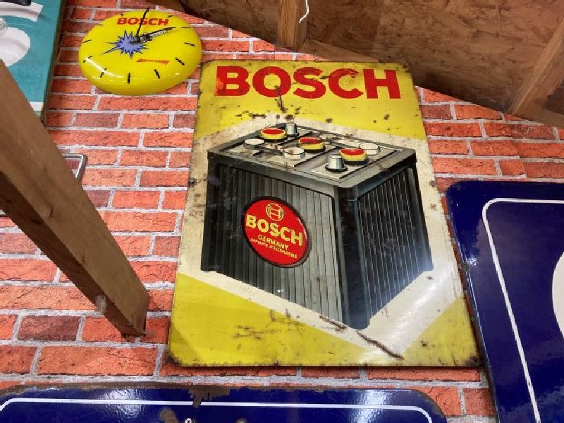 Tin Bosch battery sign