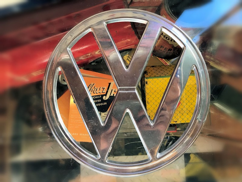Original 10 inch VW deluxe bay window bus front emblem